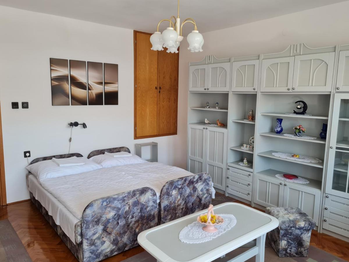 Gyöngyvirág Apartman Lenti Exterior foto